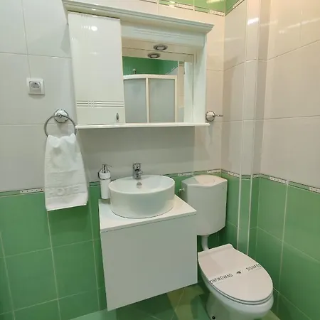 High T شقة كرالييفو