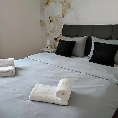 شقة High T كرالييفو