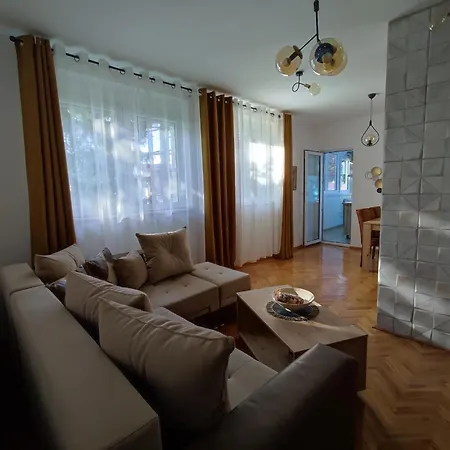 Apartment High T Kraljevo